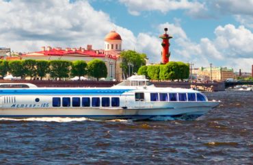Метеор в Санкт-Петербург из Петергофа